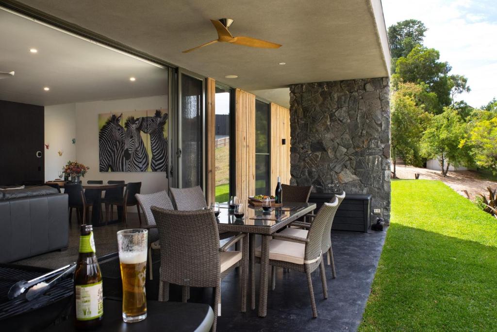 Two Ducks, Daylesford