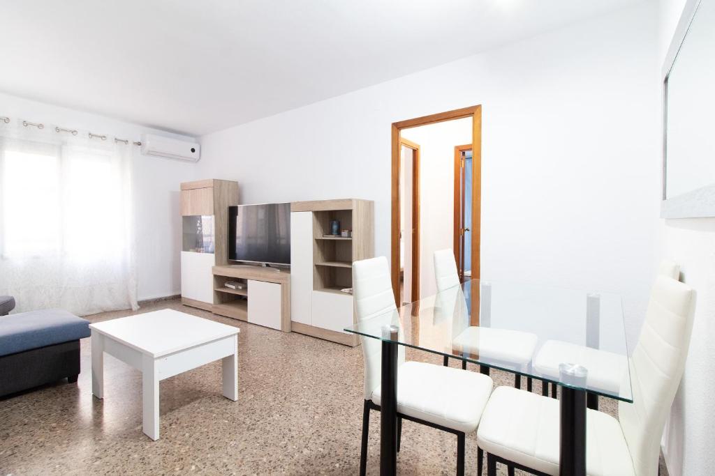 Global Vacacional, Practico apartamento para 6 personas en Puerto Sagunto - 5