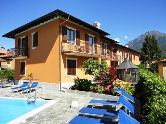 Hotel Adler — Hotel building in Menaggio, Lombardy