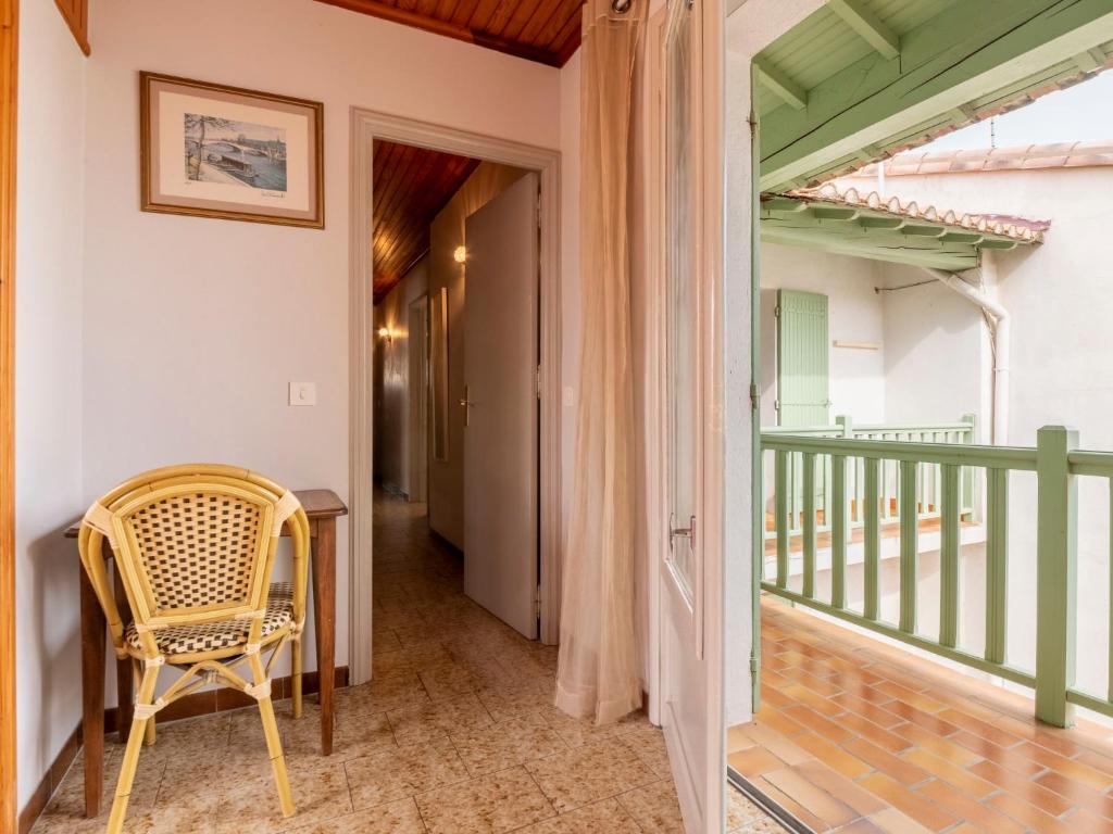 Apartment Le Soleil Camarguais-4 by Interhome - 2