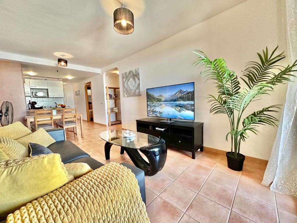 Black Rock Apartment - 2