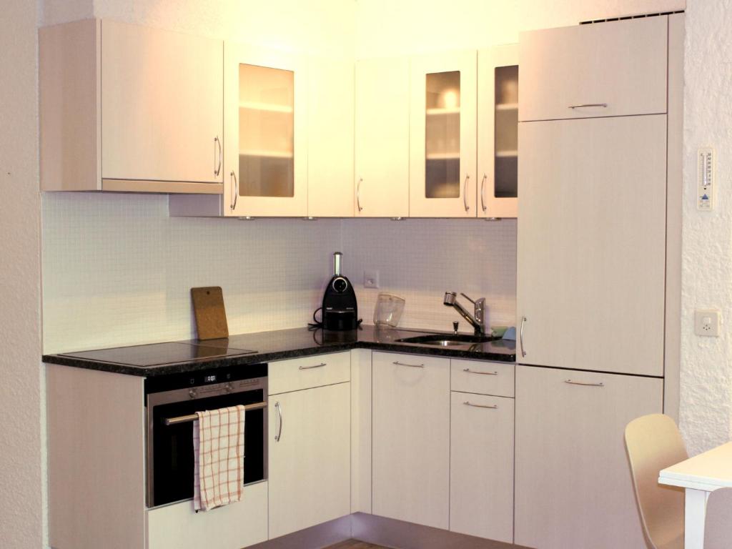 Studio Les Dauphinelles by Interhome - 3