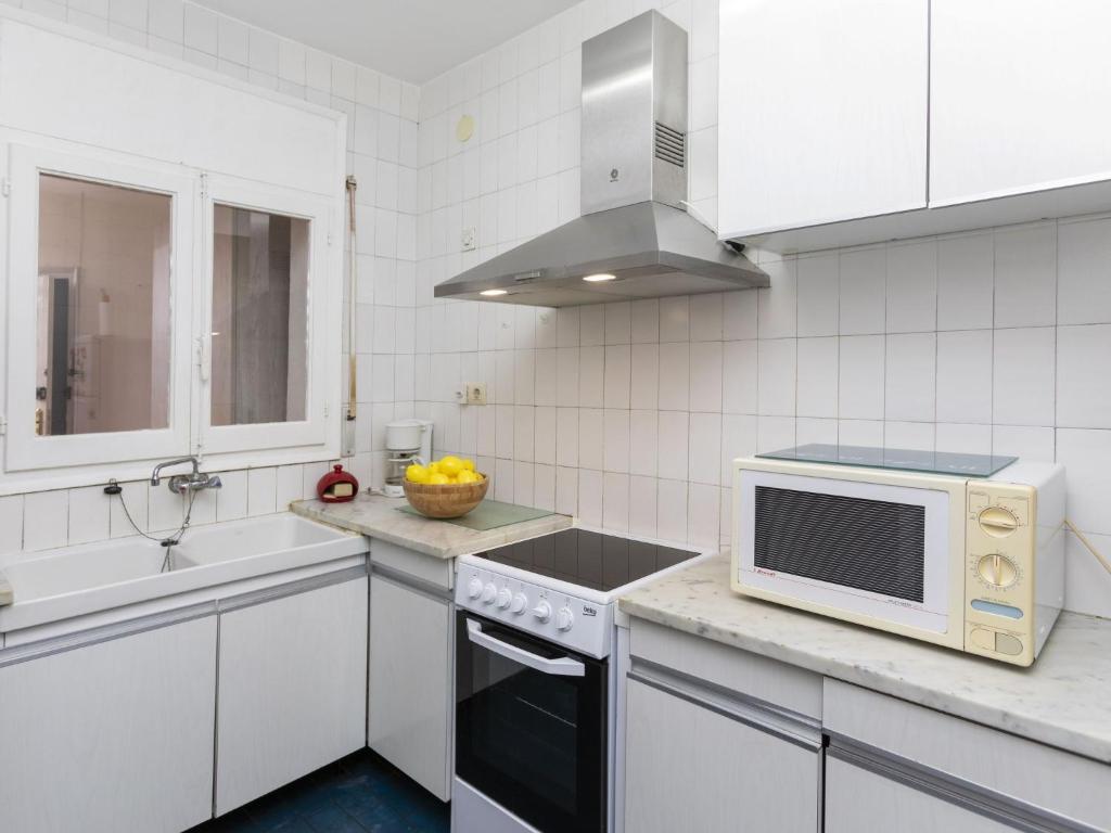 Apartment Riells Platja by Interhome - 4