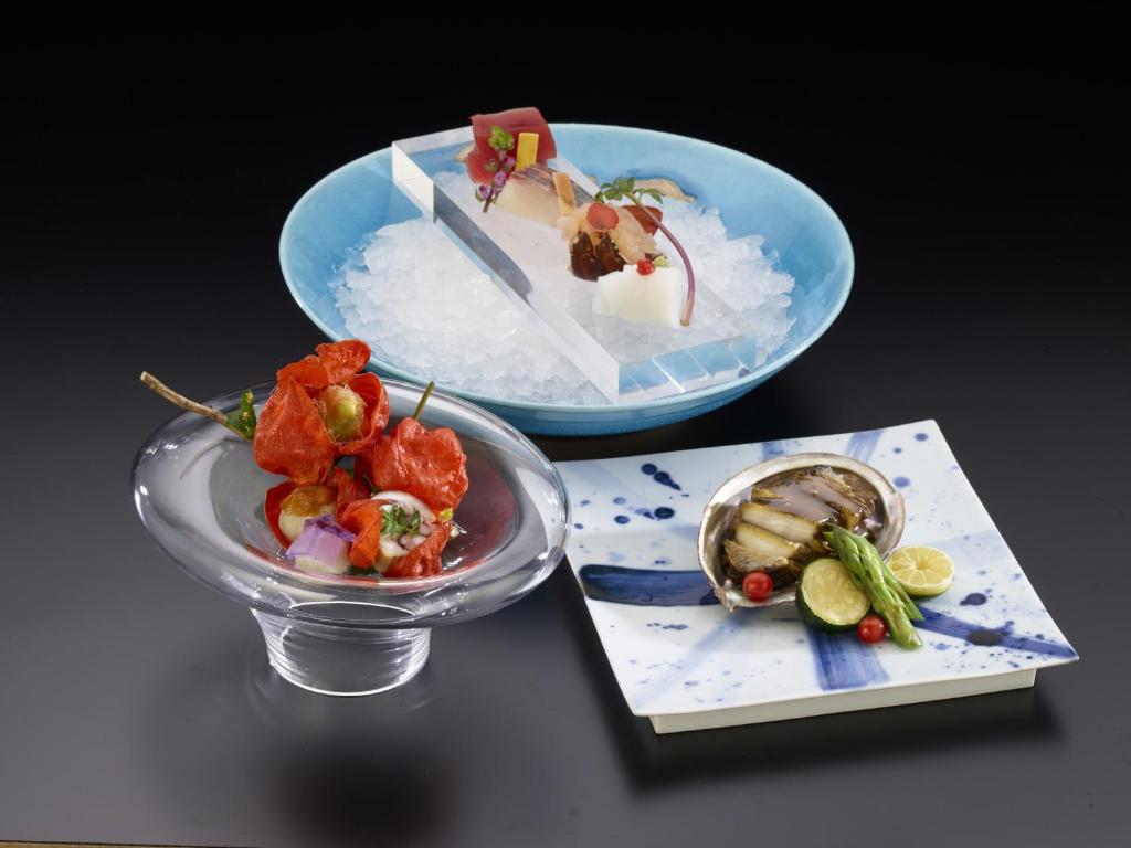 อาหารและเครื่องดื่ม