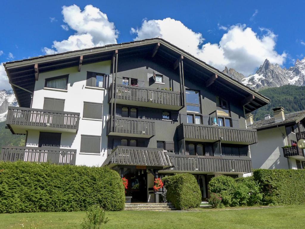 Apartment Champraz-17 by Interhome, Chamonix-Mont-Blanc