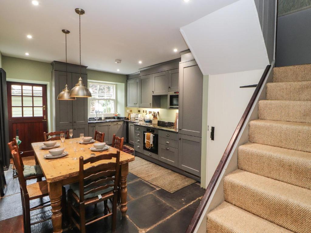 1 Field Foot Cottage photo 5