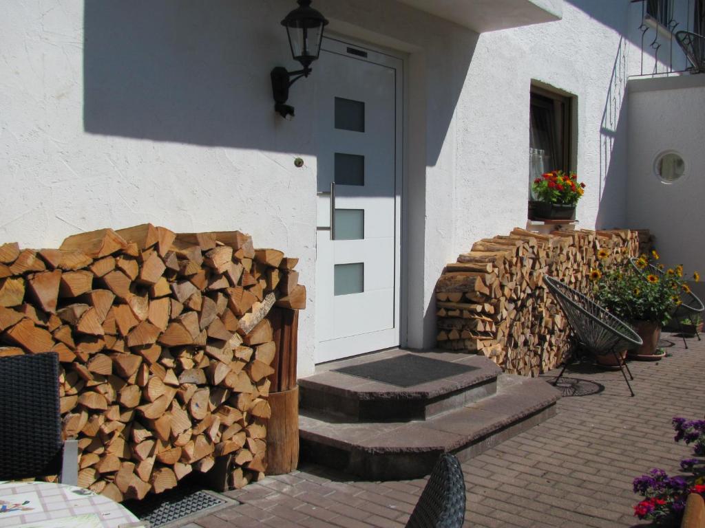 #7 Komfortables Gästehaus Schlossblick Trunkelsberg ,vollständig ausgestattet, 2 Bäder, 3 Schlafzimmer, Top-Ausstattung - 3