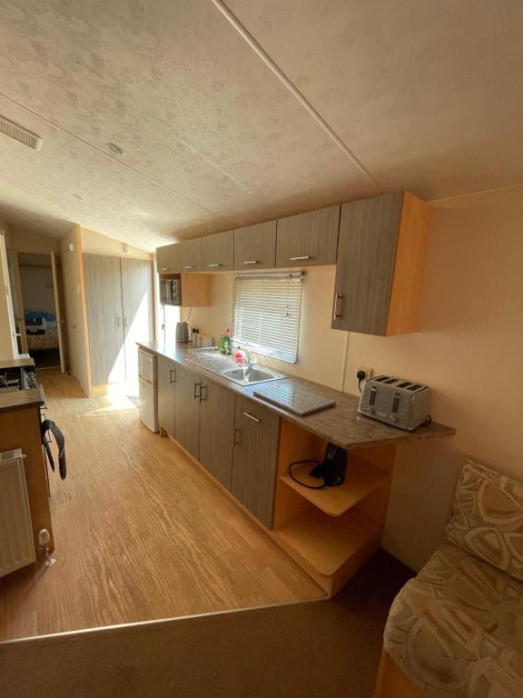 Sunnymede 8 Berth Caravan, Ingoldmells photo 4