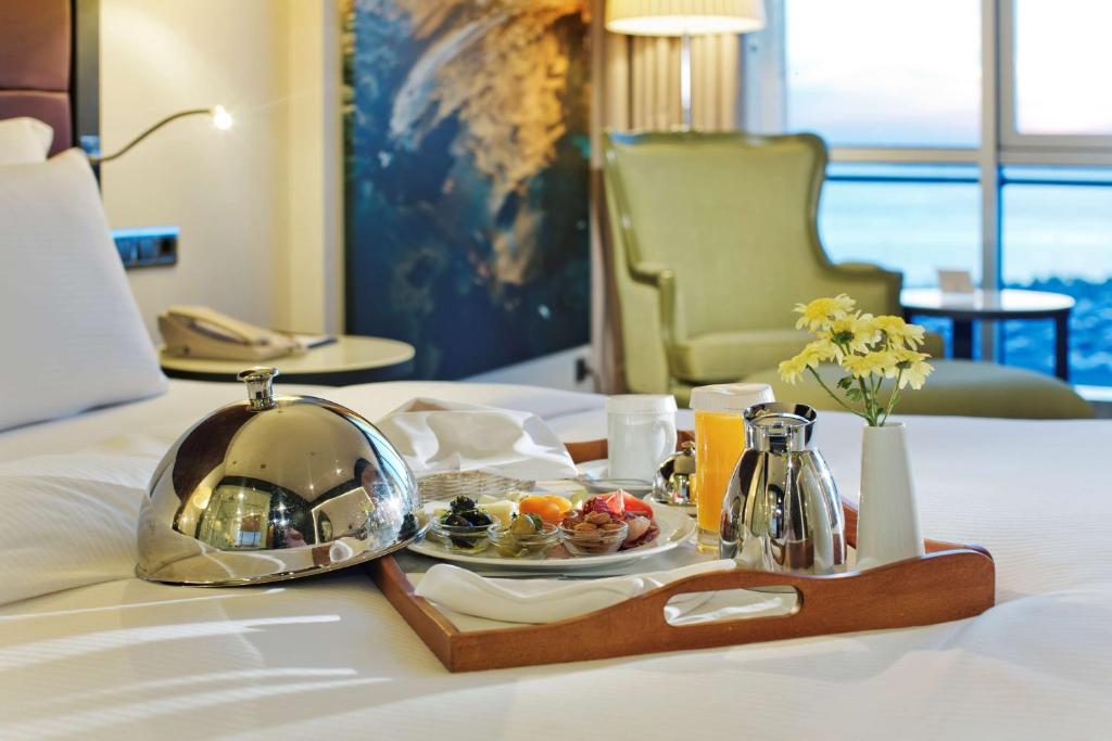 İstanbul DoubleTree by Hilton Istanbul-Moda Additional
