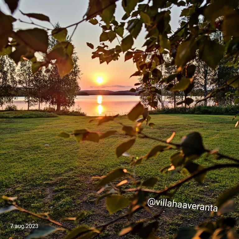 Villa Haaveranta - Cosy cabin by the lake photo