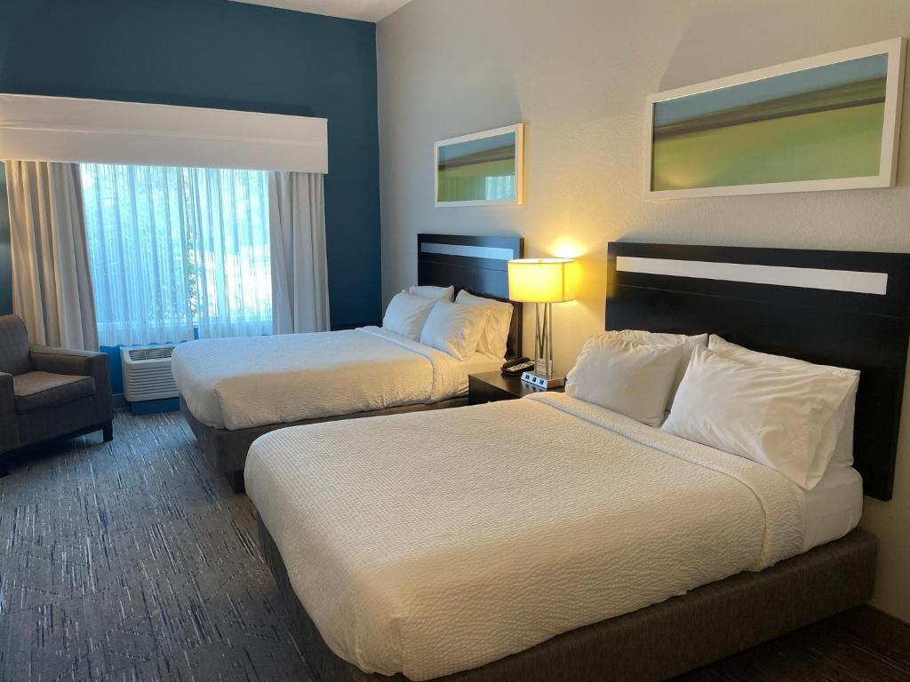Holiday Inn Express and Suites Montgomery photo