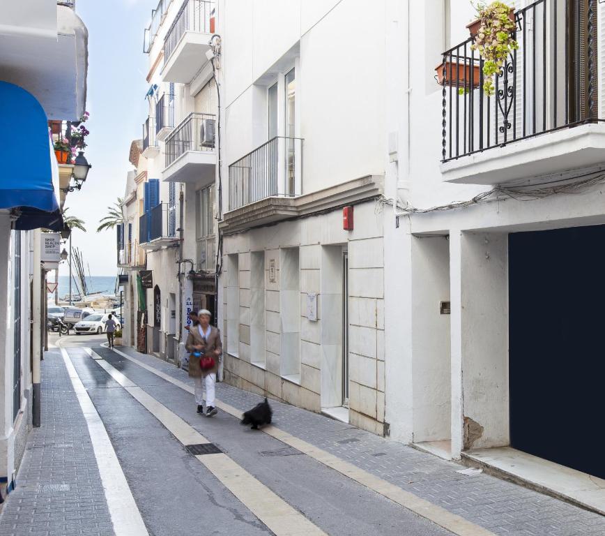 Kare No Apartments by Sitges Group photo