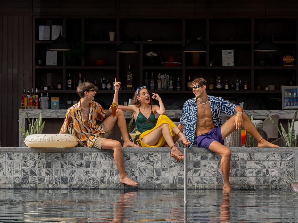 スイミングプール