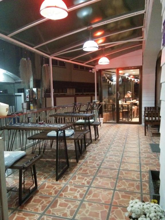Born Guest House
