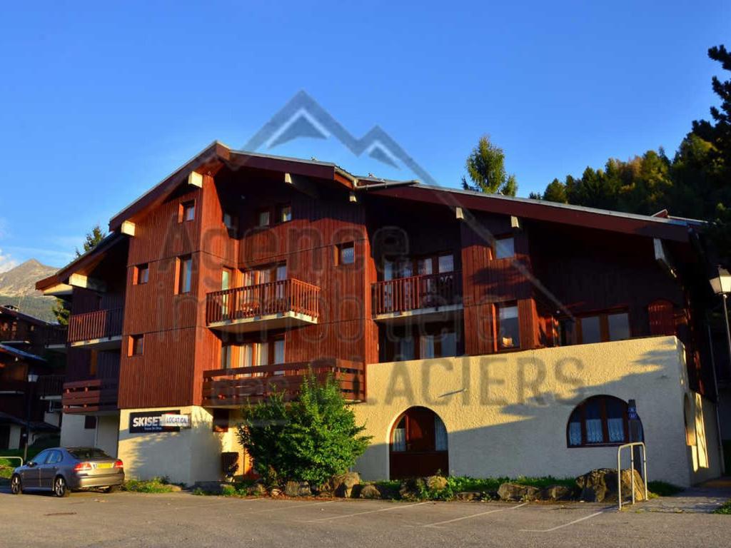 Charmant appartement rénové 2/3 pièces pour 5 pers, proche pistes et commerces, parking gratuit - FR-1-329-29 - 4