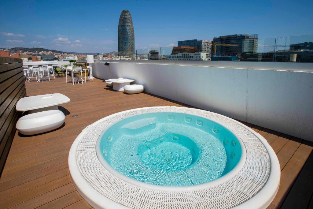 Golden Hotel Barcelona - zdjęcie 2
