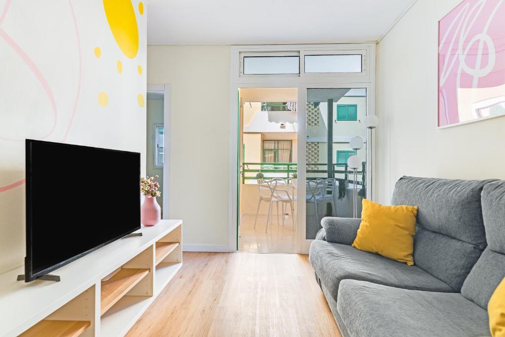 Home2Book Colourful Apt Playa del Inglés, Pool - 3