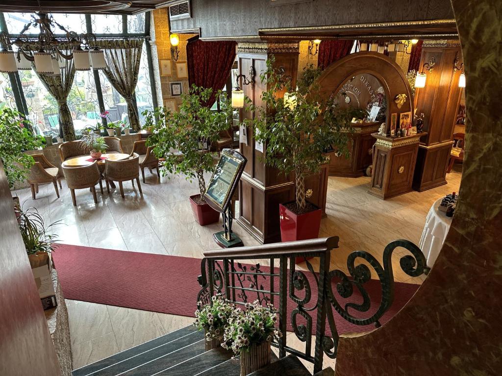 Dinasty Hotel photo