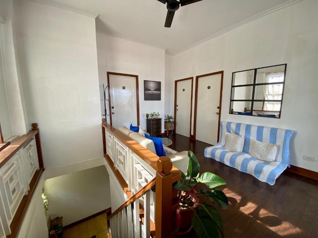 MyGuide Travellers Inn, Coron