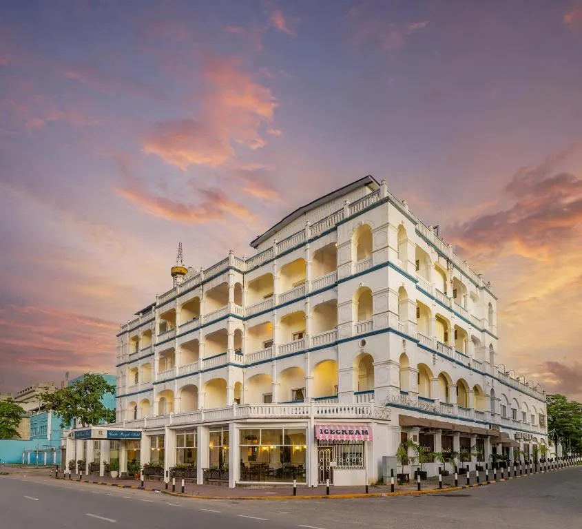 Sentrim Castle Royal Hotel, hotel in Mombasa