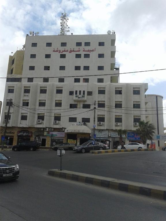 Omaima Hotel Apartments photo