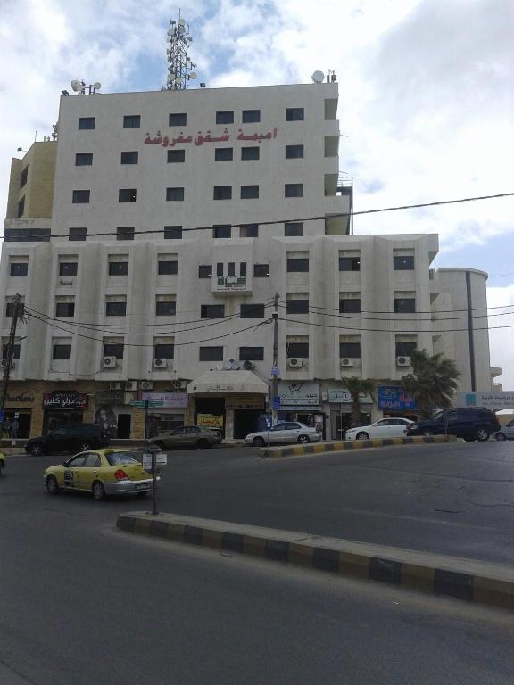 Omaima Hotel Apartments photo