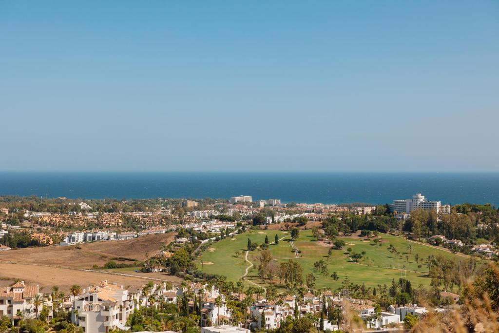 Beautiful apartment, with private terrace in Benahavís, Marbella - 4
