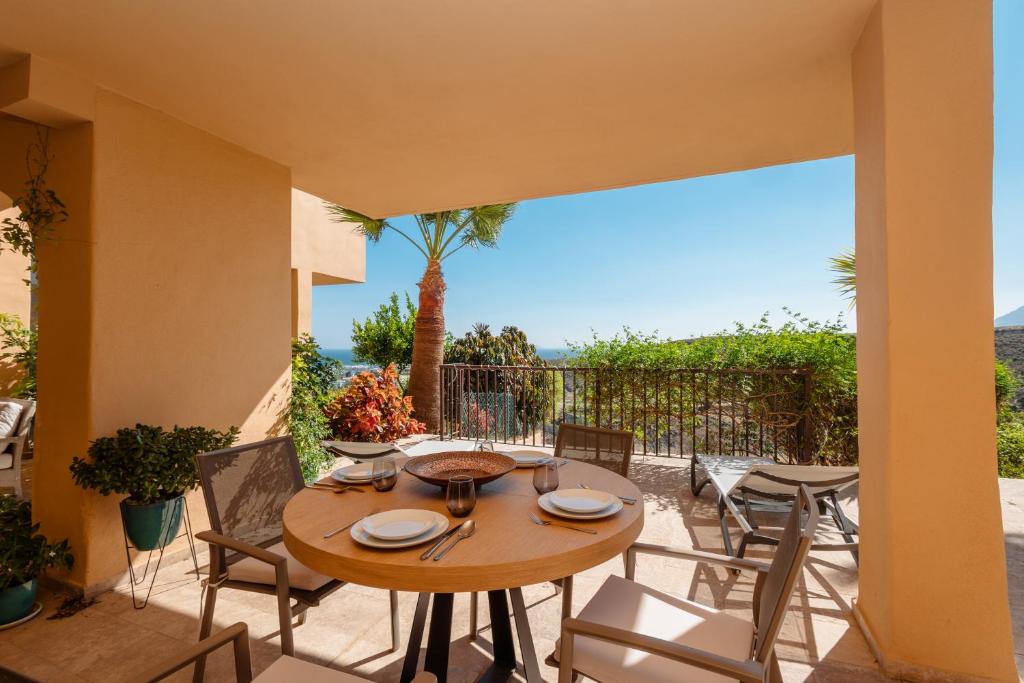 Beautiful apartment, with private terrace in Benahavís, Marbella - 3