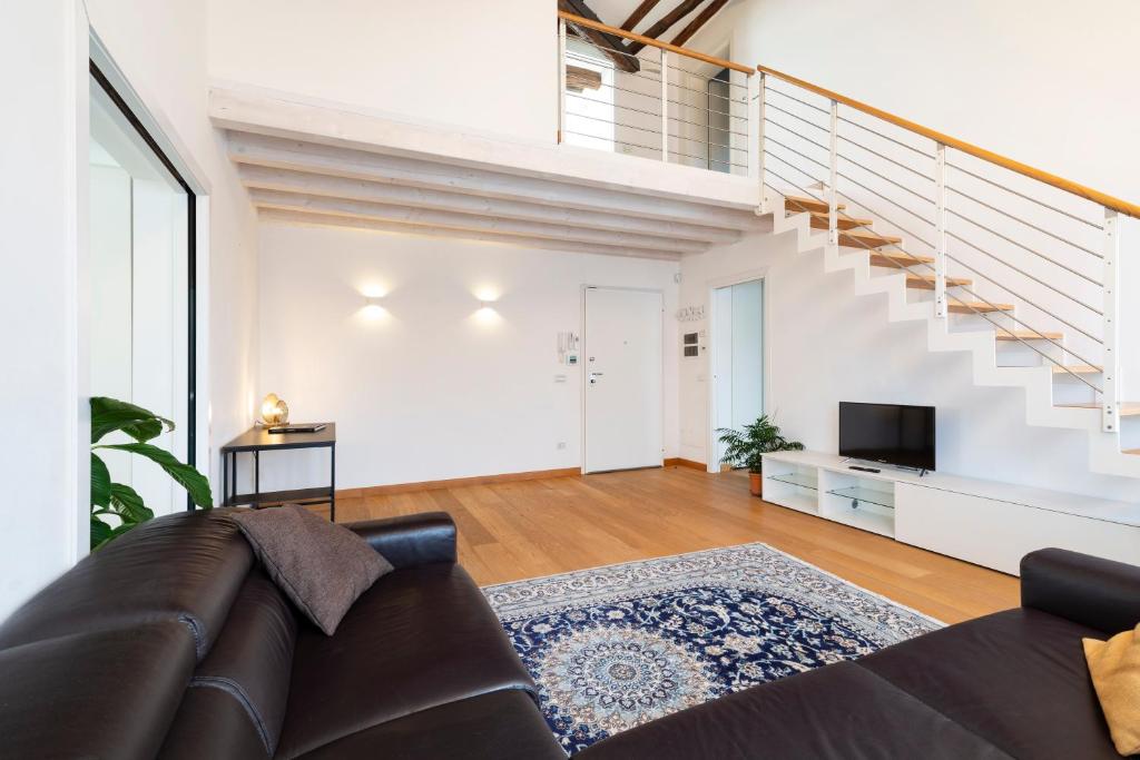 Clock's 2 bedrooms & 2 bathrooms & big terrace - 2