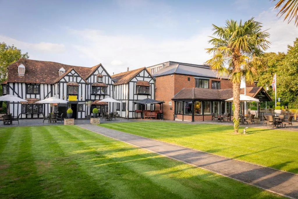 Donnington Manor Hotel, hotel v destinaci Sevenoaks
