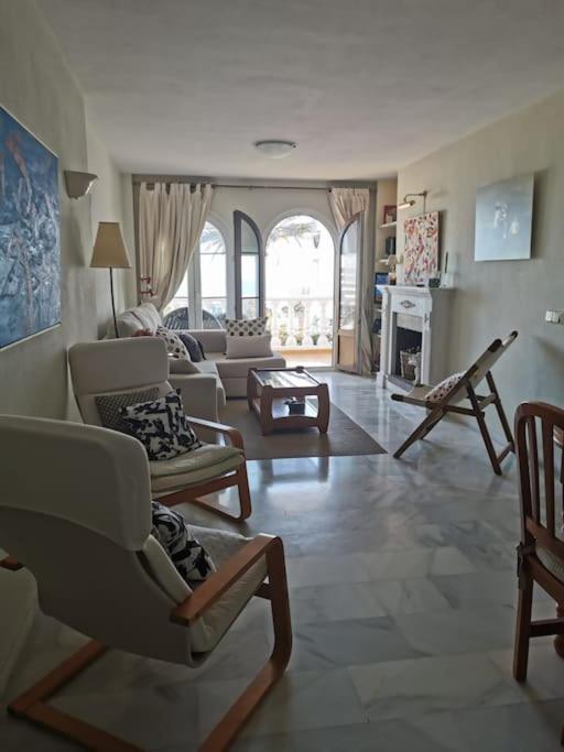 2BR+1BTHR Precioso apartamento con vistas al mar - 5