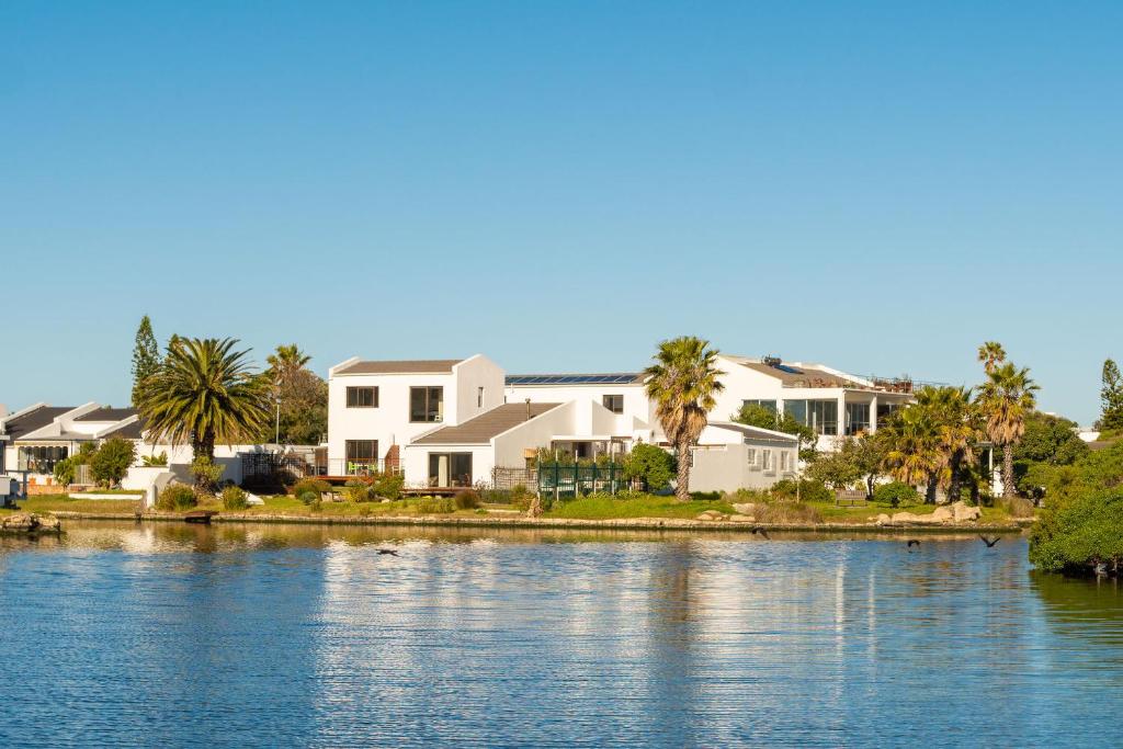 Vlei Cove — Hotel in Cape Town
