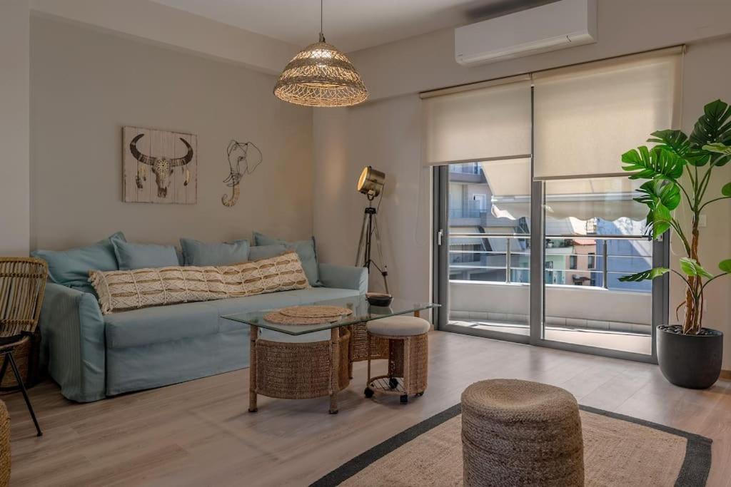 Enigma, a lux and boho city apartment downtown, Preveza
