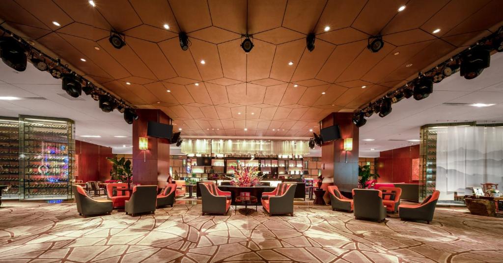 Exterior view, Crowne Plaza Xiangyang By IHG in Xiangyang (Hubei)