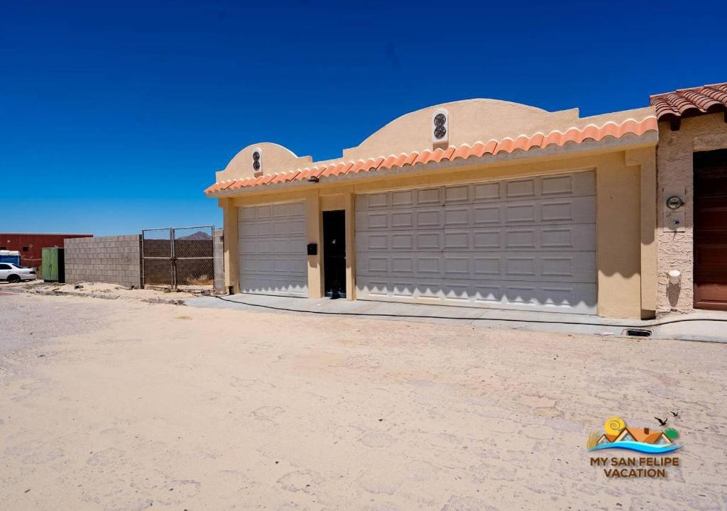 Casa Palmas - Beachfront San Felipe Vacation Rental House - 3