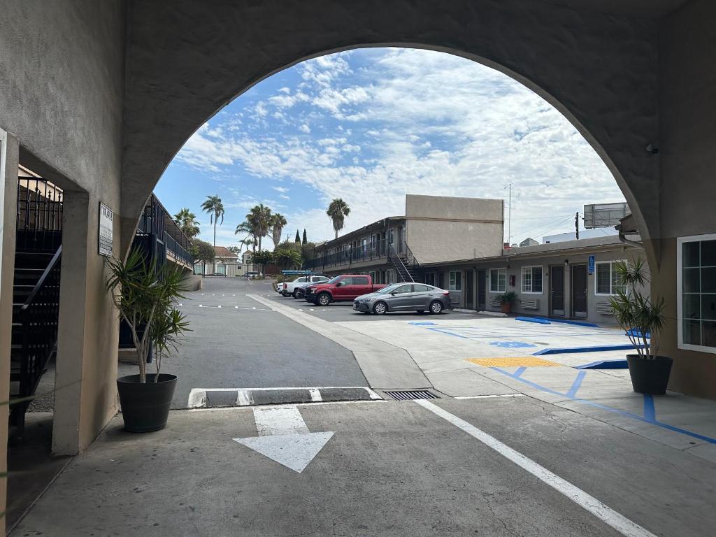 Rodeway Inn National City San Diego South photo