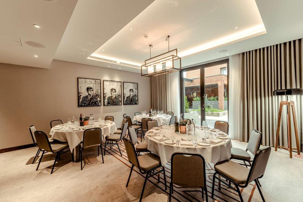 Tárgyalóterem/bálterem