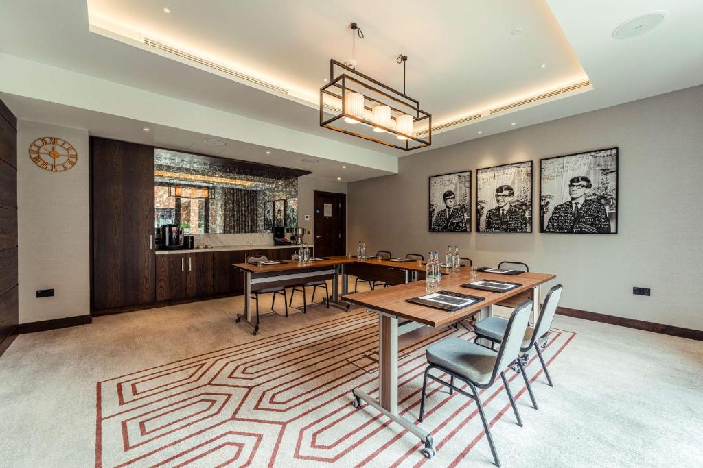 Tárgyalóterem/bálterem