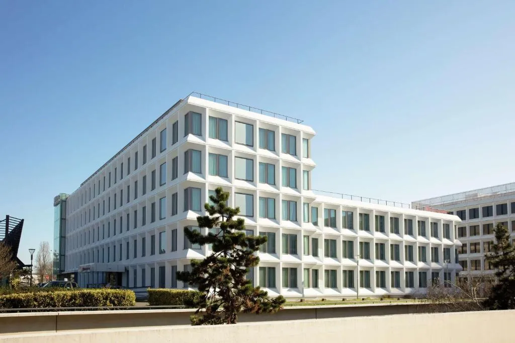 Hilton Garden Inn Paris Orly Airport，位于朗吉斯的酒店