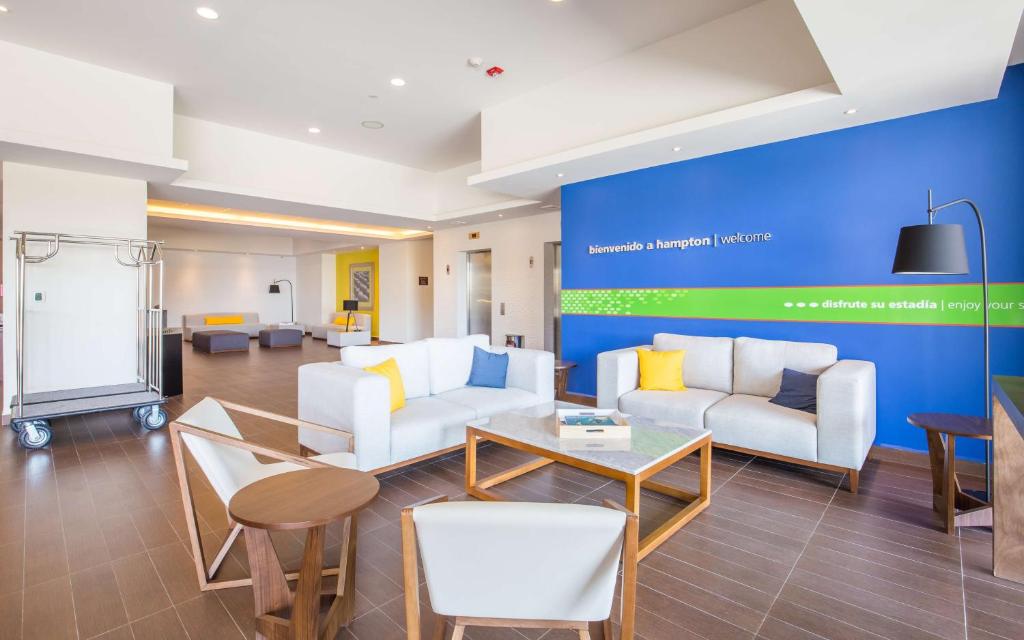 Lobby, Hampton Inn & Suites by Hilton Los Cabos in San Jose Del Cabo