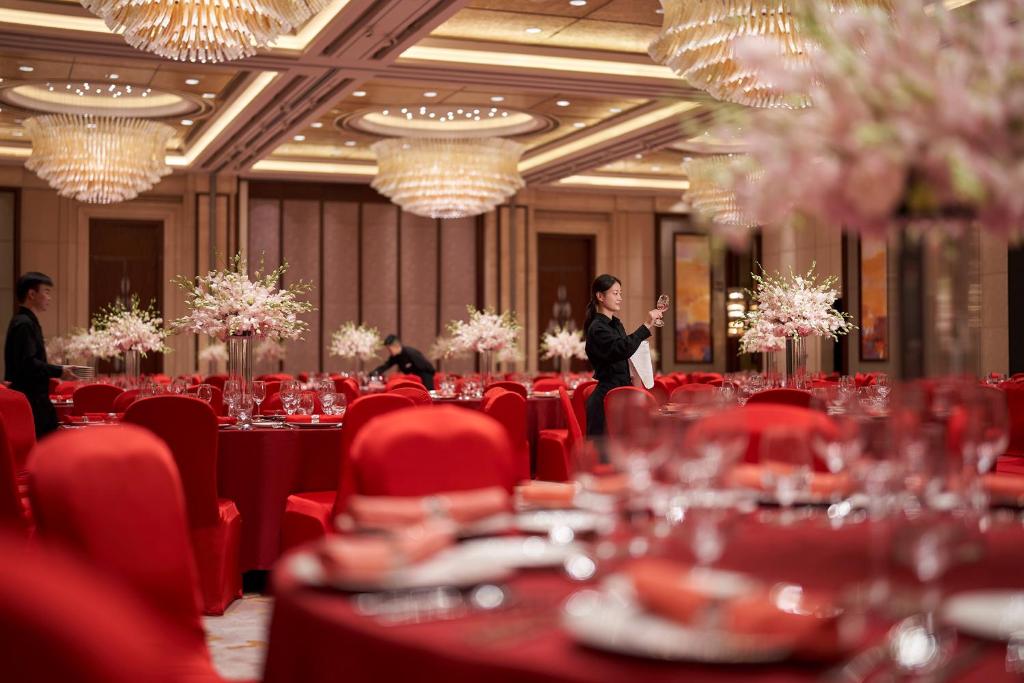 Banquet hall