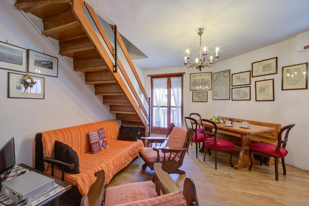 Il Rododendro in the city center - Happy Rentals - 1