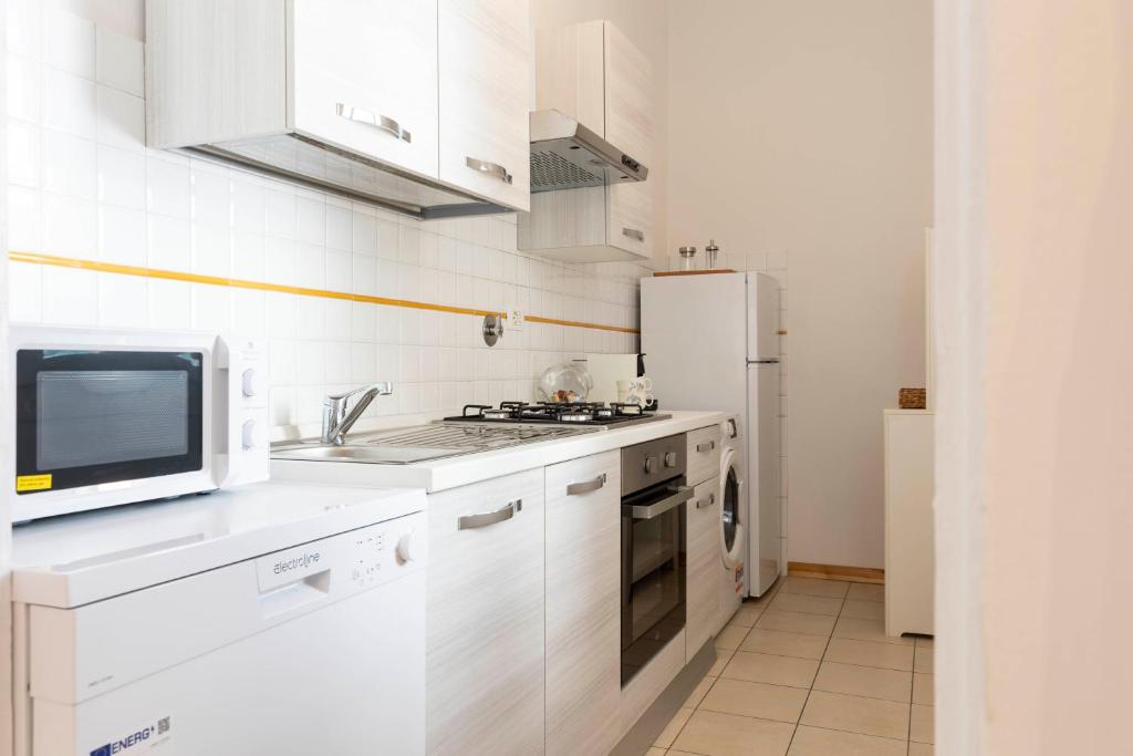 Santo Spirito Huge Apartment - 4