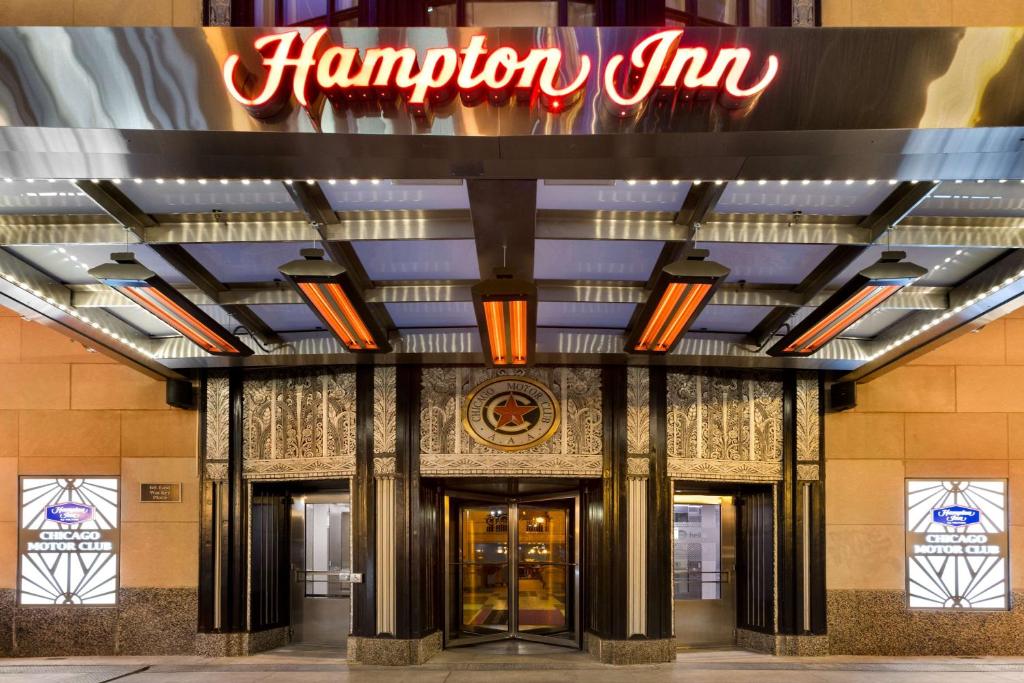 Hampton Inn-Chicago Downtown/N Loop/Michigan Ave, IL+++ photo