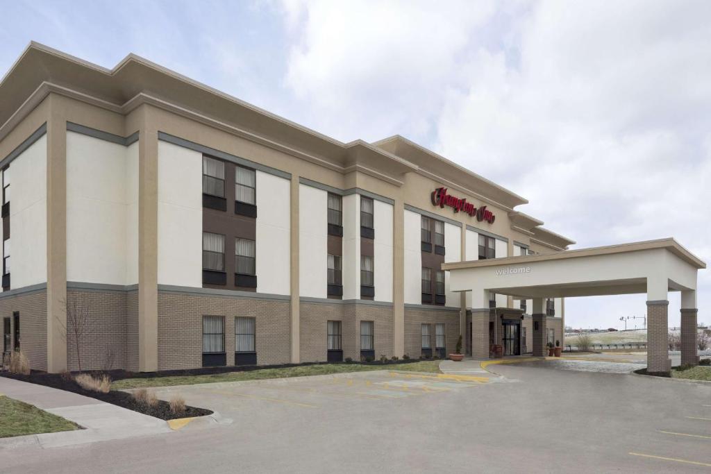 Hampton Inn Findlay photo