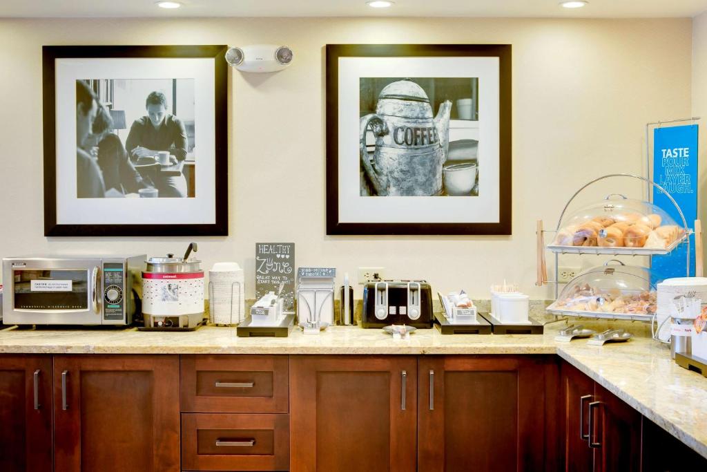 5. 햄프턴 인 피츠..