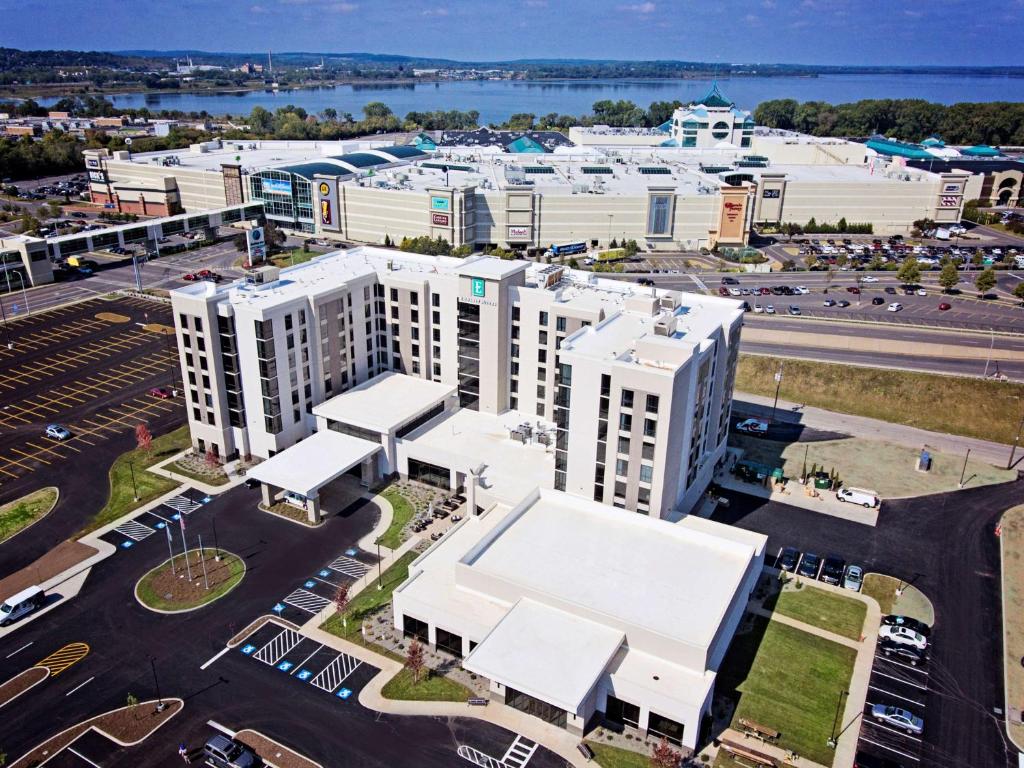 Embassy Suites by Hilton Syracuse Destiny USA photo