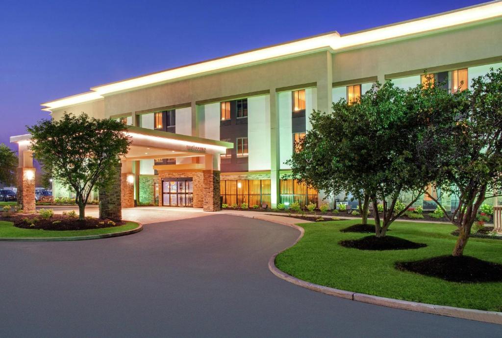 Hampton Inn Merrillville photo