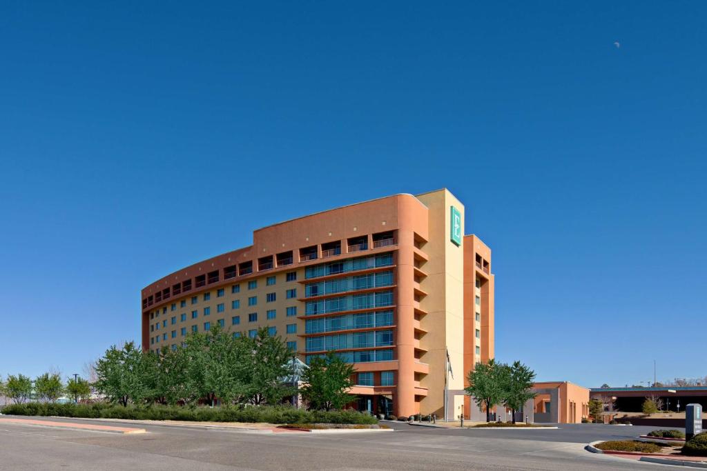 Embassy Suites by Hilton Albuquerque, Albuquerque