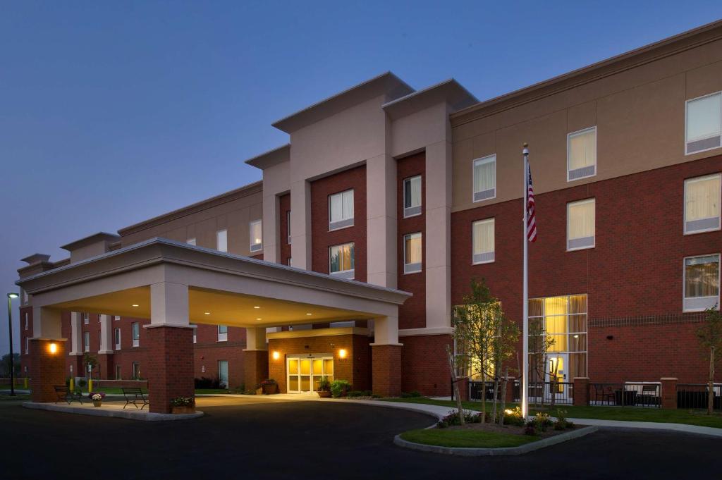Hampton Inn & Suites Syracuse/Carrier Circle, East Syracuse